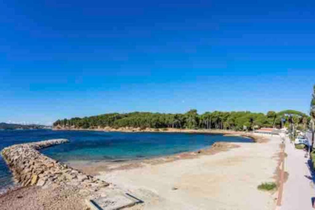 Appartamento Charmant studio à Saint Mandrier sur Mer Esterno foto