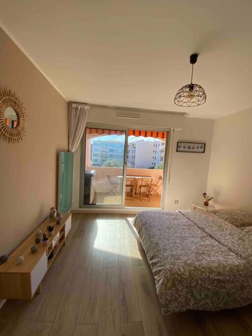 Appartamento Charmant studio à Saint Mandrier sur Mer Esterno foto